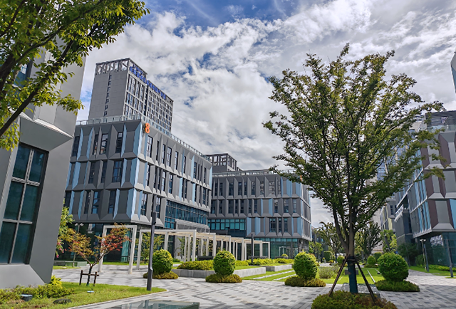 松江工业地产投资新蓝海——新能源产业园区崛起